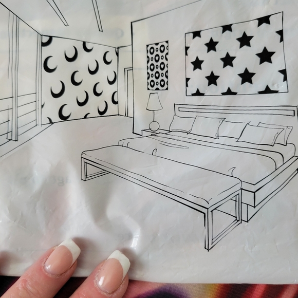 Tapestry NEW IN PACKAGE. 60" x60" beautiful bright colors. Any room or outside - Picture 6 of 8